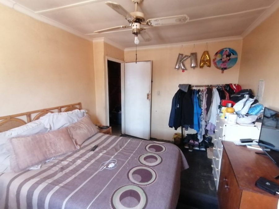  Bedroom Property for Sale in Eastridge Western Cape